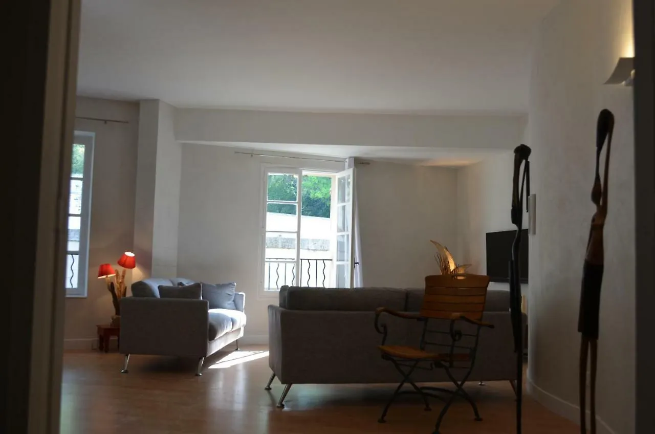 Face Au Palais Des Papes Apartment Avignon 0*,